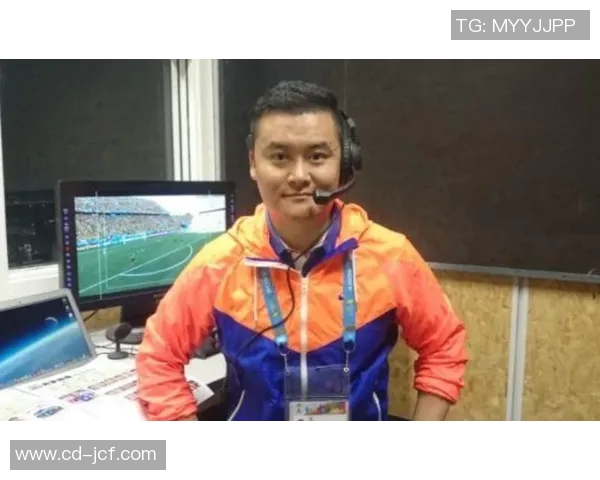 贺炜深度解读足球明星背后的故事与精彩瞬间